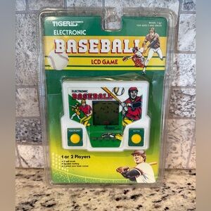 Vintage 1988 Tiger LCD Handheld Baseball Game